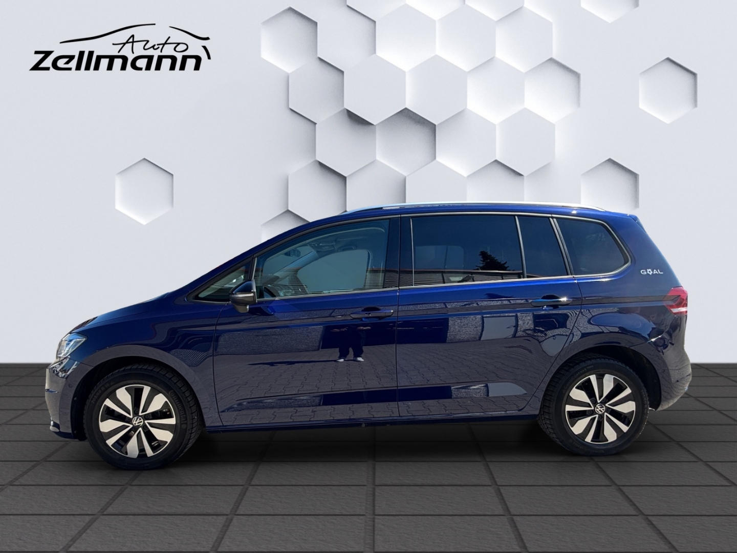 Touran BMT Start-Stopp Comfortline 1.5 TSI 110kW DSG AHZV LED GJR ACC TrailerAssist Sitzheizung