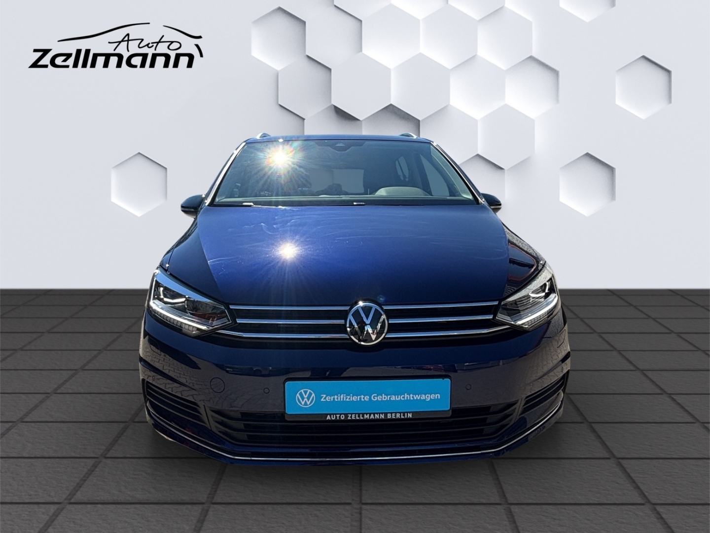 Touran BMT Start-Stopp Comfortline 1.5 TSI 110kW DSG AHZV LED GJR ACC TrailerAssist Sitzheizung