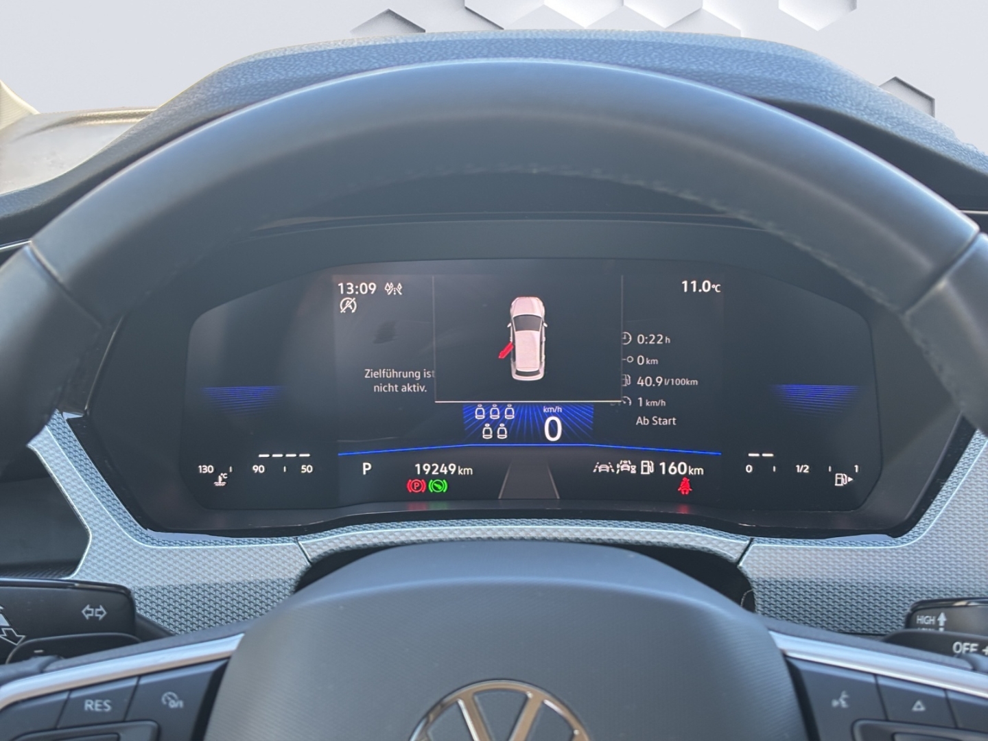 Touran BMT Start-Stopp Comfortline 1.5 TSI 110kW DSG AHZV LED GJR ACC TrailerAssist Sitzheizung