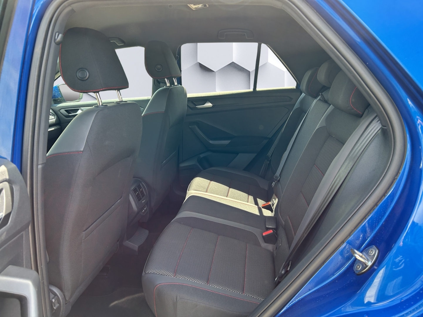 T-Roc Sport 1.5 TSI 110kW DSG LED ACC Rückfahrkamera Sitzheizung Sport