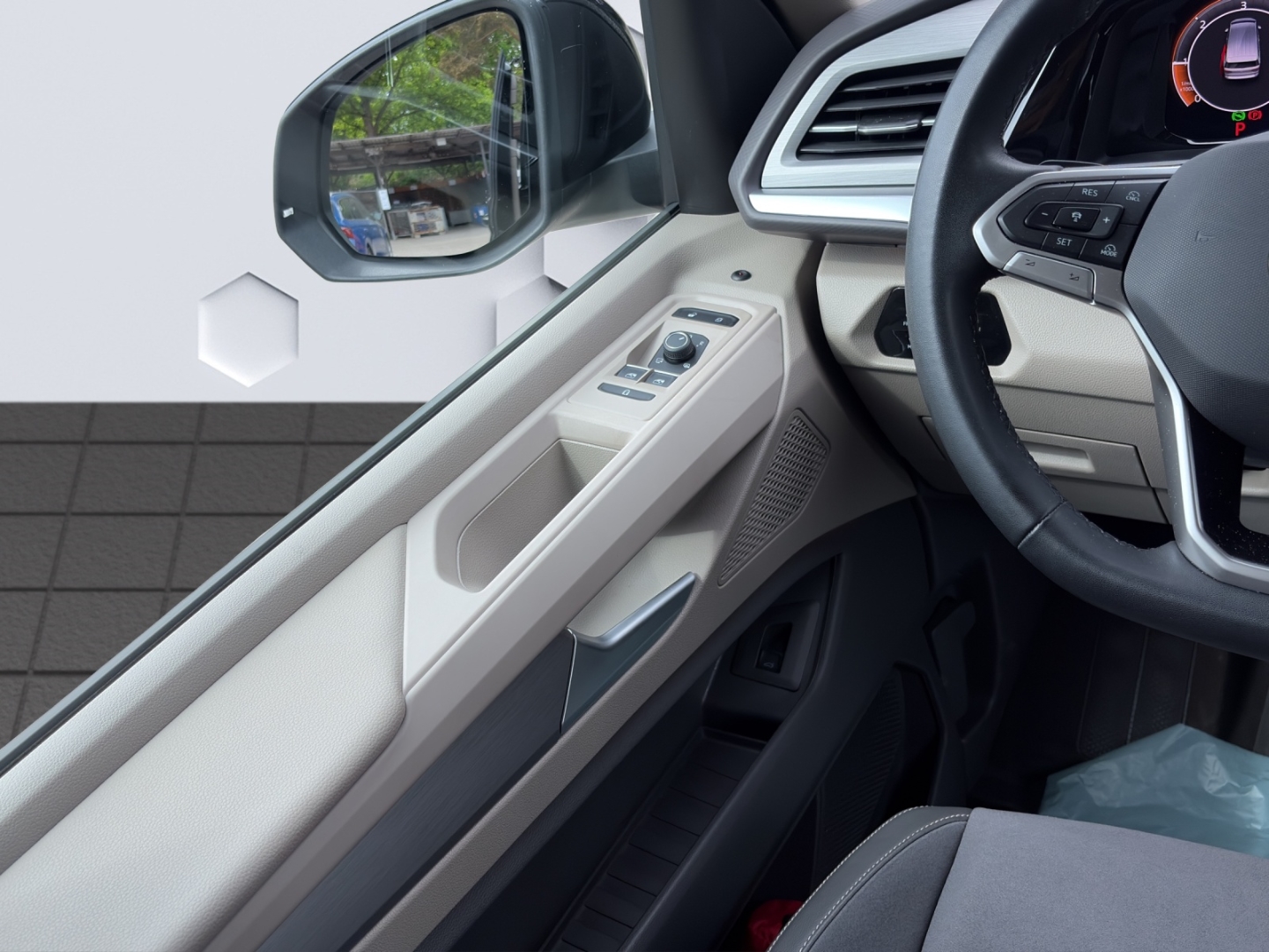T7 Multivan 2.0 TDI 110kW DSG AHZV MatrixLED 360°Kamera Standheizung Sitzheizung 7-Sitzer