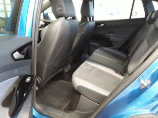 ID.4 210 kW mit Infotainment-Paket Pro 210kW AHZV MatrixLED HuD ACC Rückfahrkamera Sitzheizung