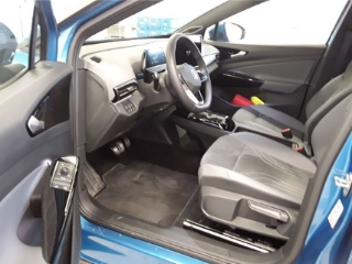 ID.4 210 kW mit Infotainment-Paket Pro 210kW AHZV MatrixLED HuD ACC Rückfahrkamera Sitzheizung