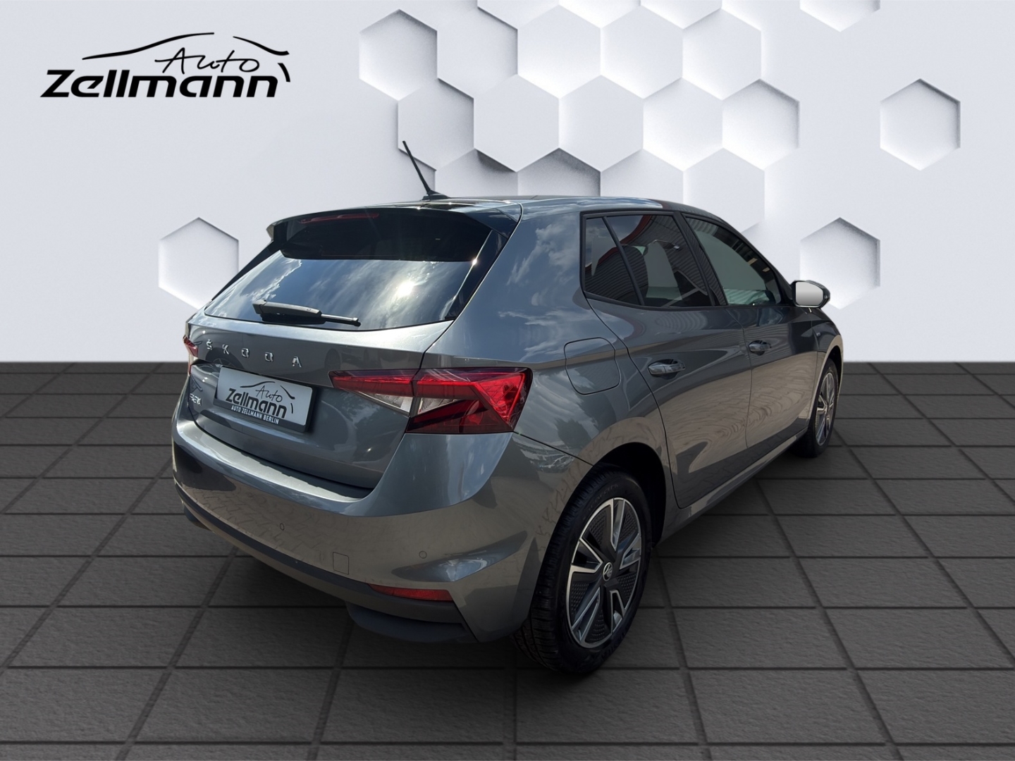 Fabia Ambition 1.0 TSI 81kW LED ACC PDC Rückfahrkamera Sitzheizung