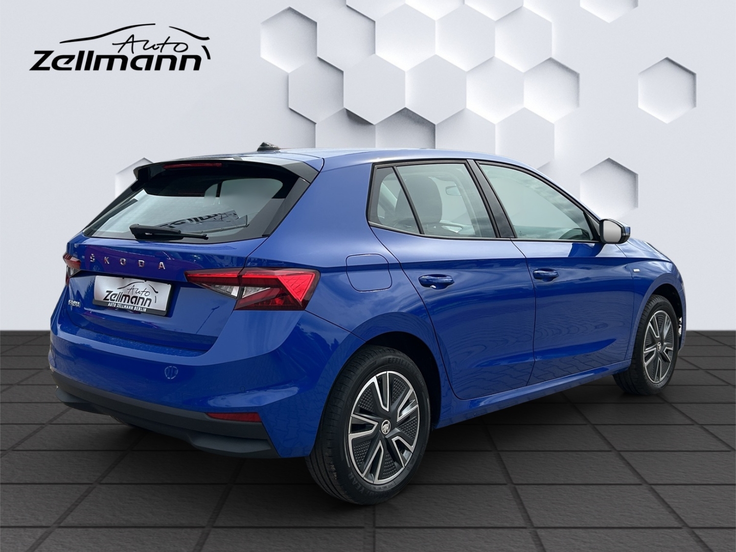Fabia Tour 1.0MPI 48kW LED PDC Hinten Tempomat Sitzheizung