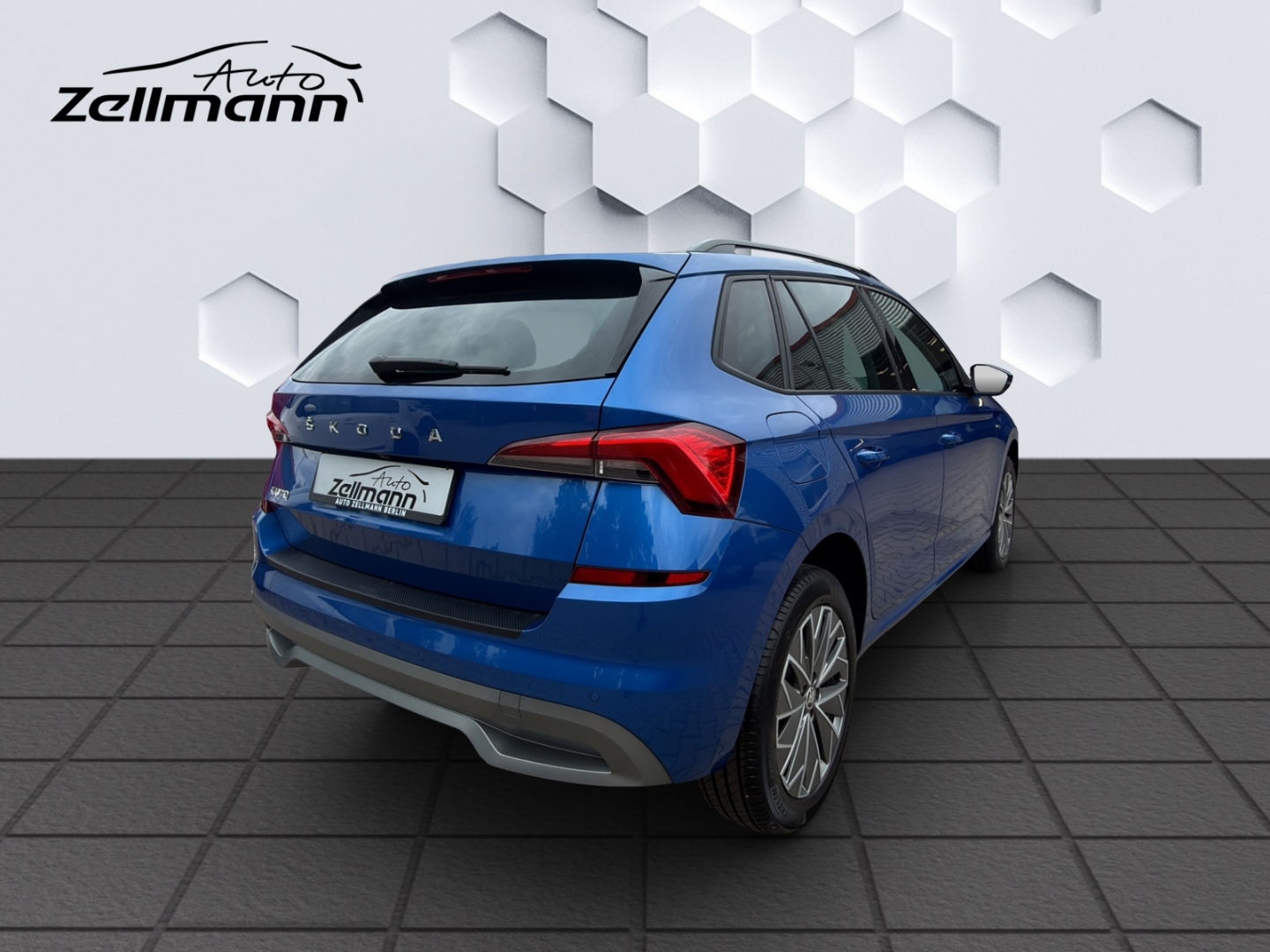 Kamiq CLEVER 1.5TSI 110kW DSG AHZV LED PanoDach ACC Rückfahrkamera Sitzheizung