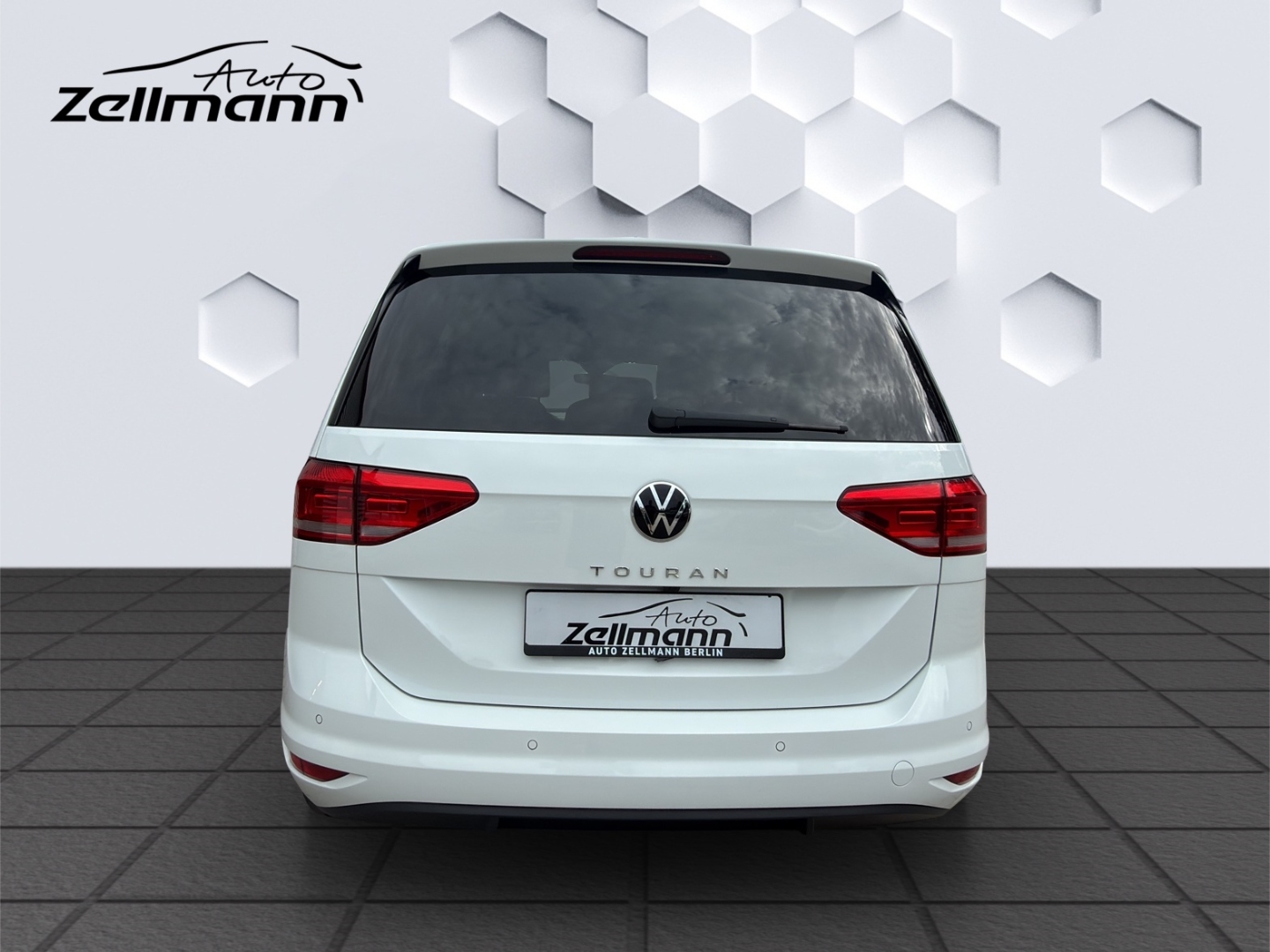 Touran Highline 1.5TSI 110kW DSG LED ACC Rückfahrkamera Sitzheizung
