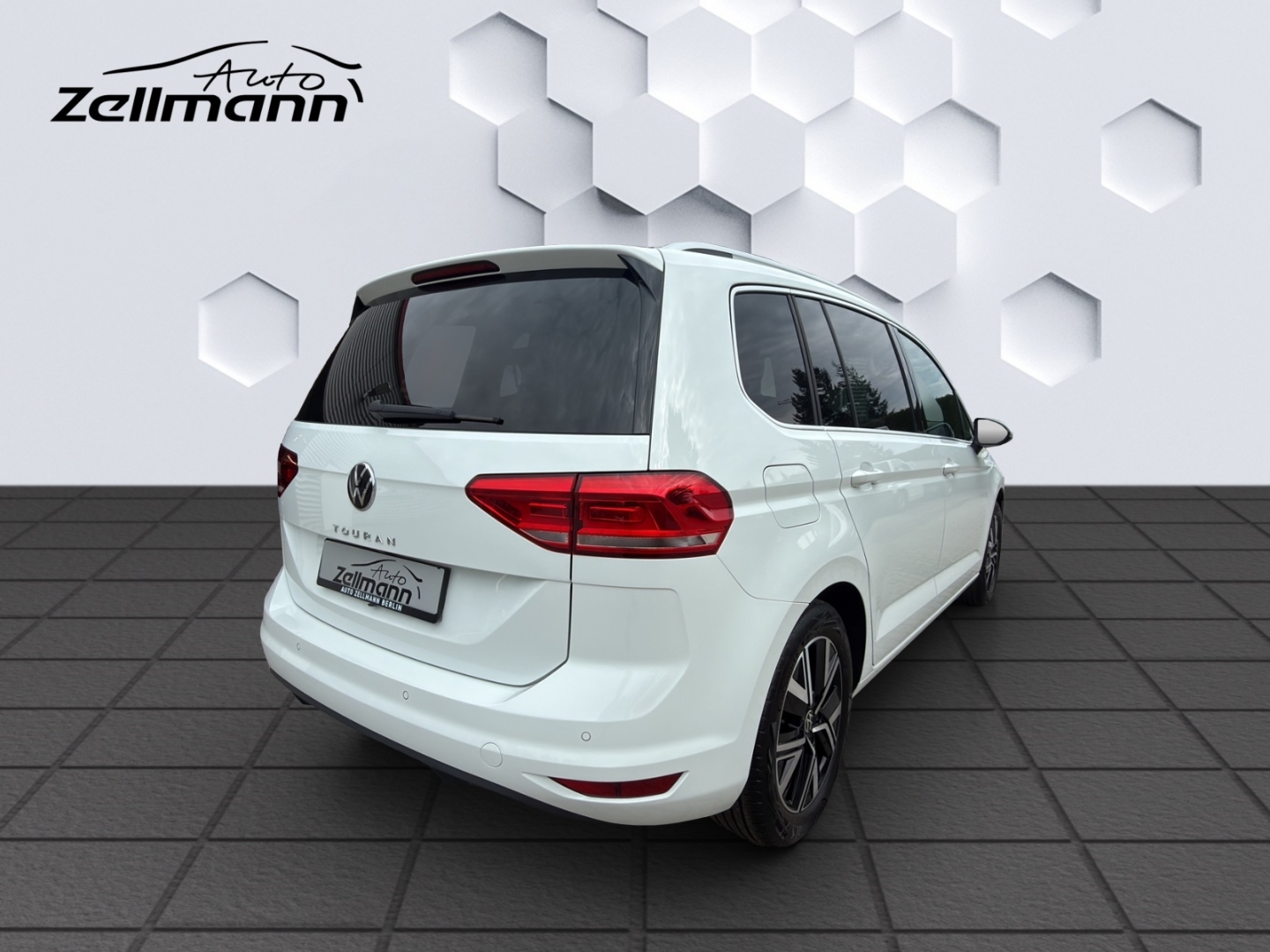 Touran Highline 1.5TSI 110kW DSG LED ACC Rückfahrkamera Sitzheizung