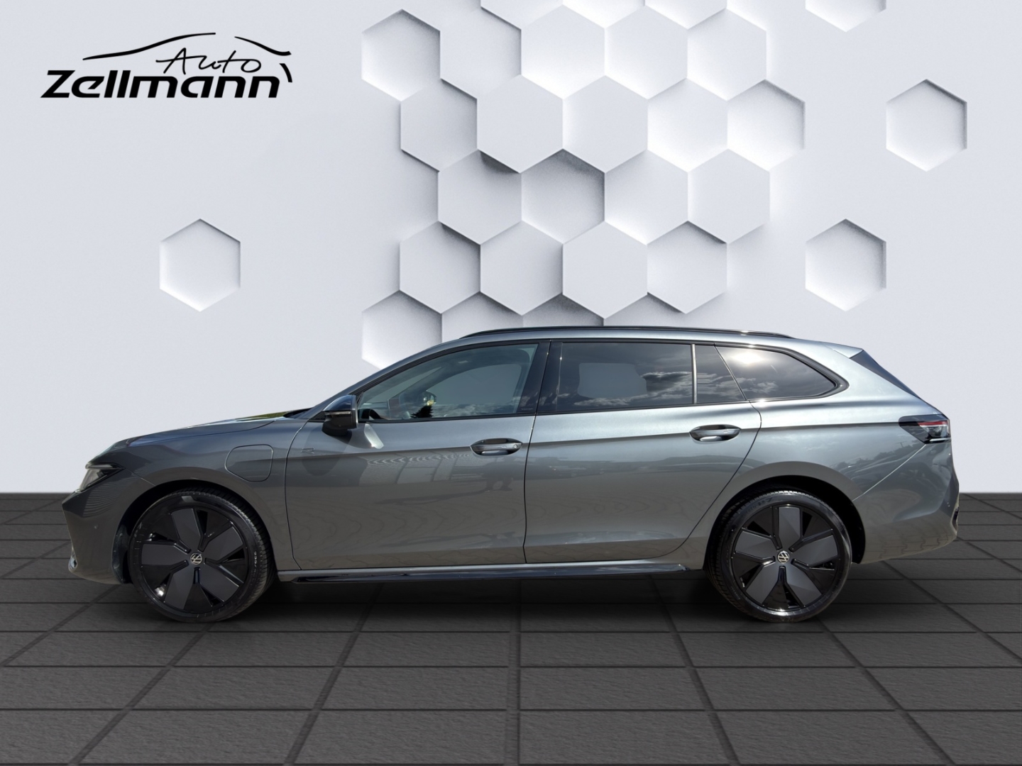 Passat Variant R-Line 1.5TSI eHybrid 130kW DSG AHZV MatrixLED HuD 360°Kamera ParkAssist ACC Sitzheizung