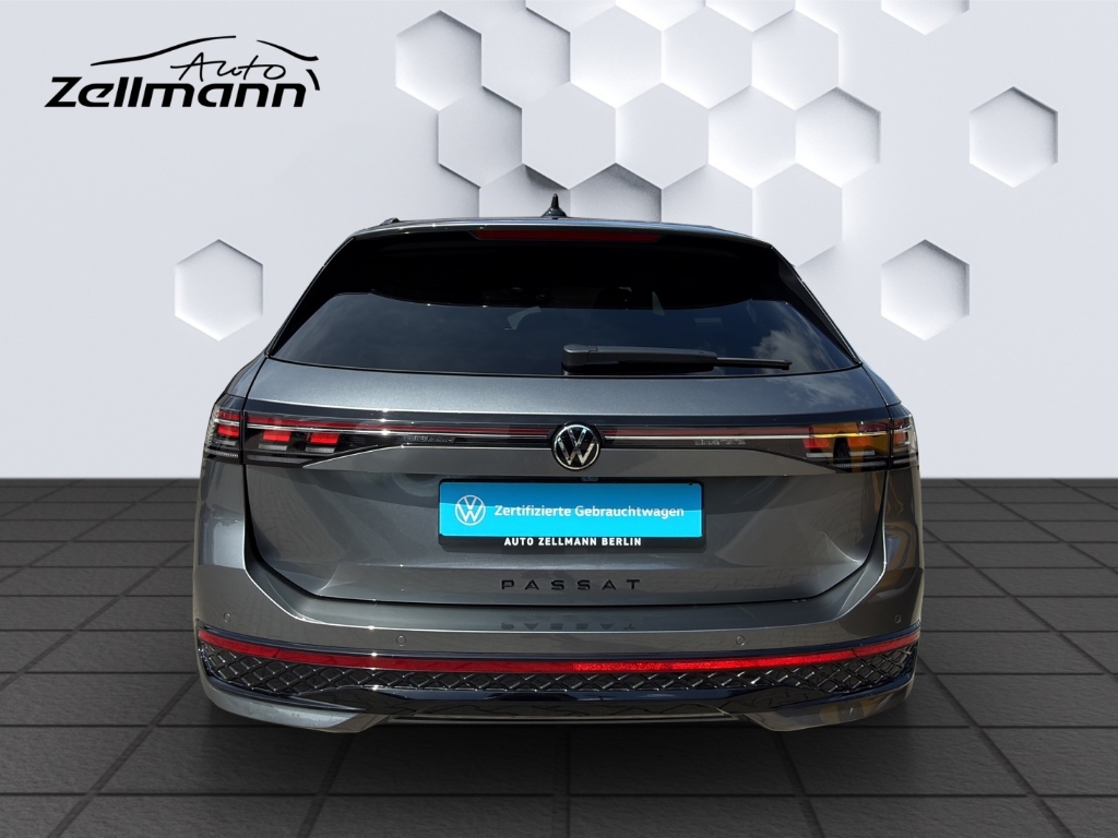 Passat Variant R-Line 1.5TSI eHybrid 130kW DSG AHZV MatrixLED HuD 360°Kamera ParkAssist ACC Sitzheizung