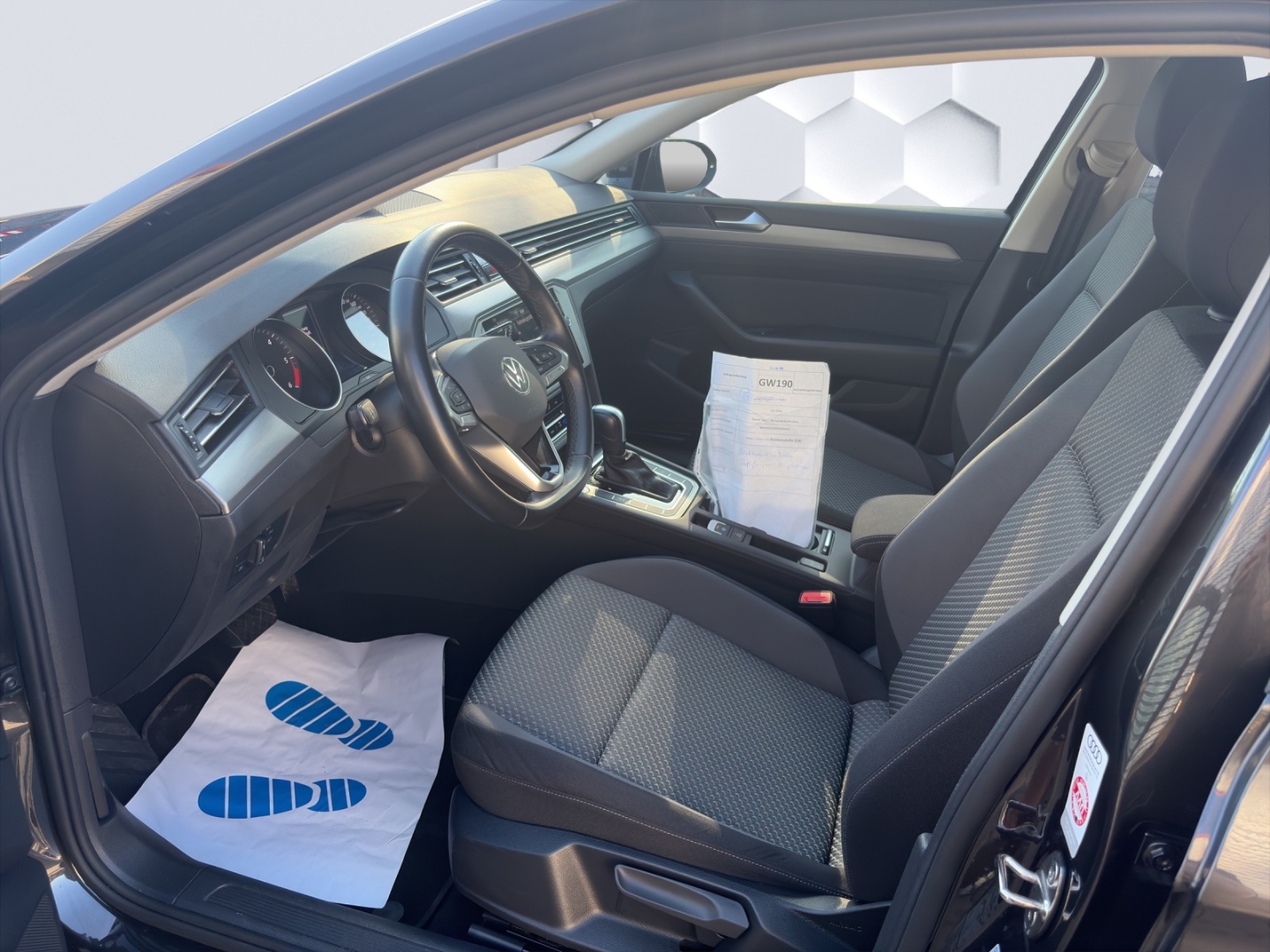 Passat Basis 2.0TDI 90kW DSG LED GJR PDC ACC Rückfahrkamera Sitzheizung