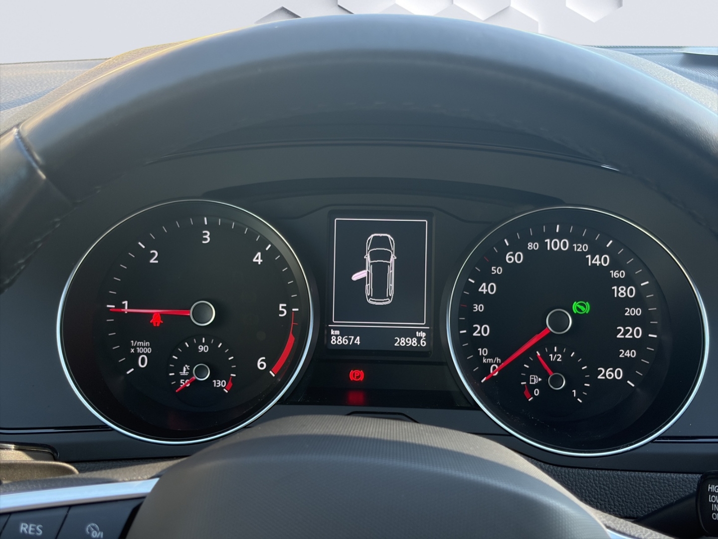 Passat Basis 2.0TDI 90kW DSG LED GJR PDC ACC Rückfahrkamera Sitzheizung
