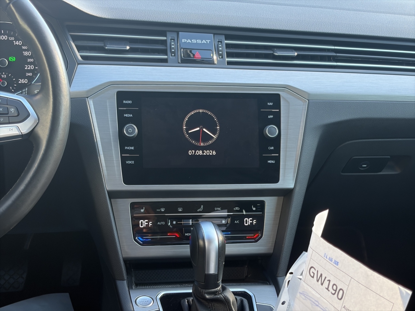 Passat Basis 2.0TDI 90kW DSG LED GJR PDC ACC Rückfahrkamera Sitzheizung