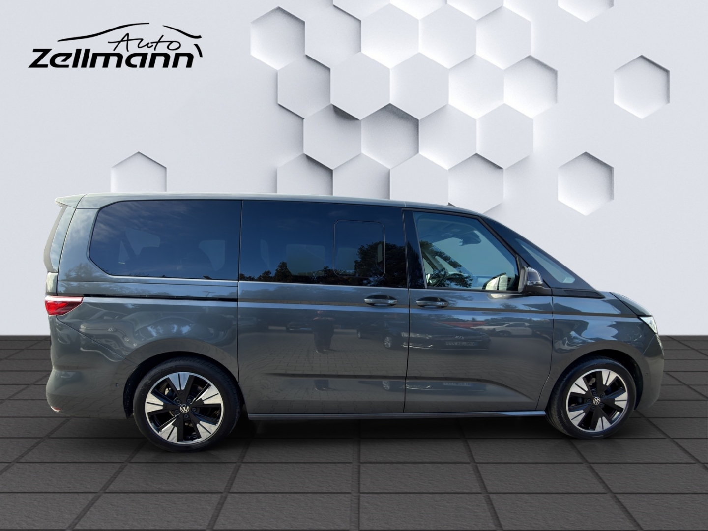 T7 Multivan LÜ 2.0TDI 110kW AHZV MatrixLED ACC DCC 360°Kamera ParkAssist Standheizung 7-Sitzer