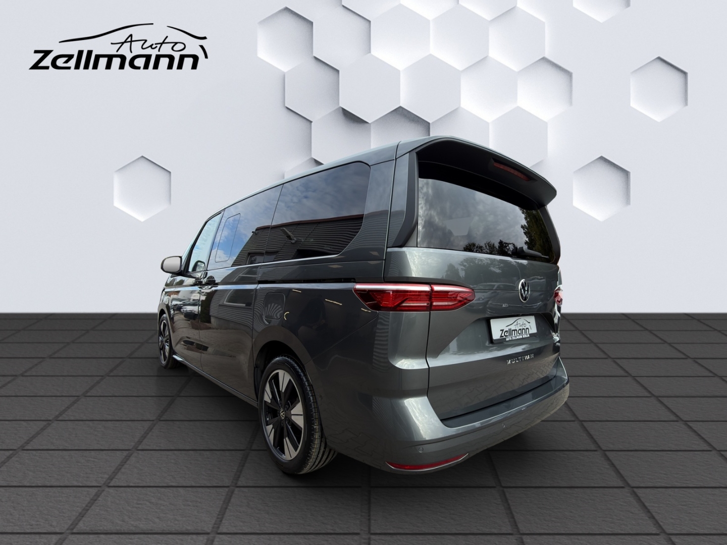T7 Multivan Life LÜ 2.0TDI 110kW DSG AHZV MatrixLED ACC DCC ParkAssist 360°Kamera Standheiz. 7-Sitzer