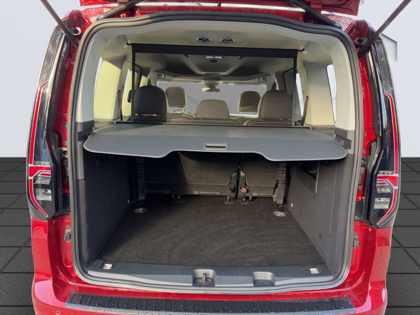 Caddy Style 2.0TDI 90kW DSG AHZV LED GJR ACC Rückfahrkamera Standheizung Navi
