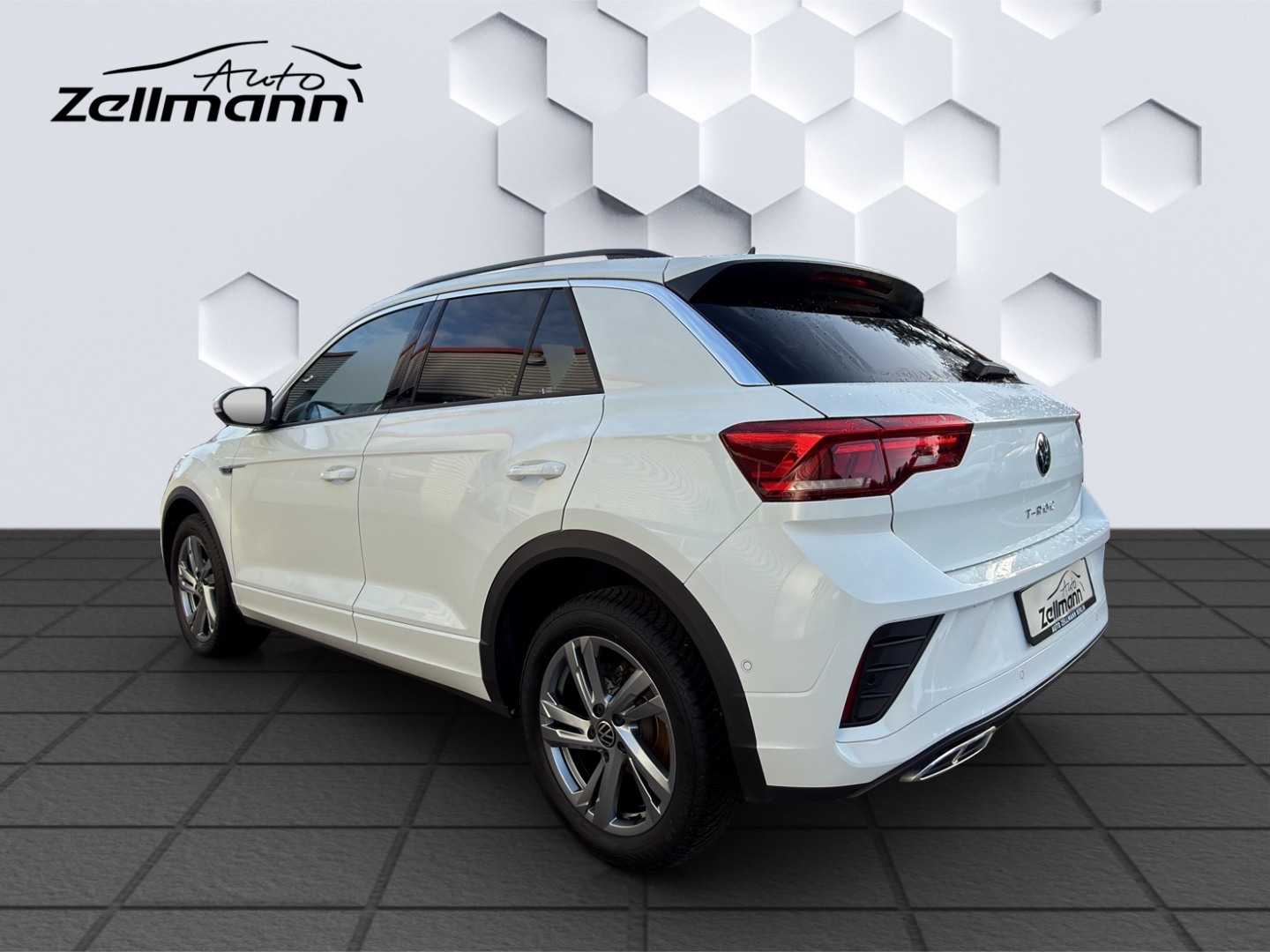 T-Roc R-Line 1.5TSI 110kW DSG AHZV LED GJR ACC Rückfahrkamera ParkAssist Sitzheizung