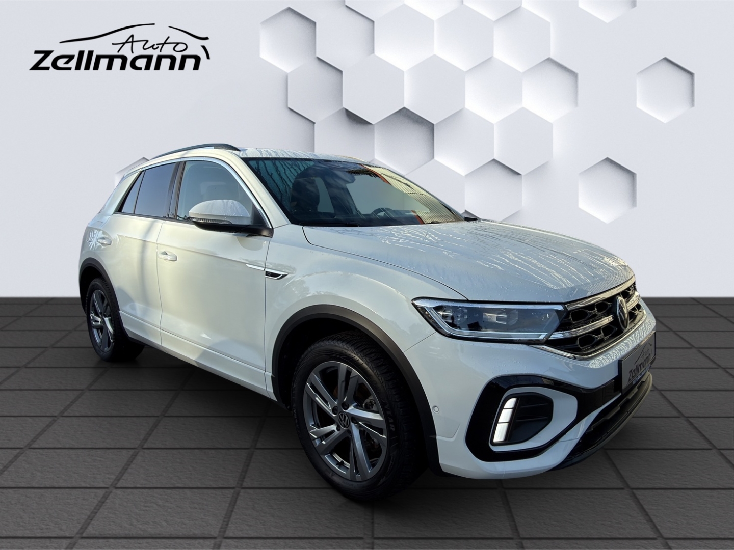 T-Roc R-Line 1.5TSI 110kW DSG AHZV LED GJR ACC Rückfahrkamera ParkAssist Sitzheizung