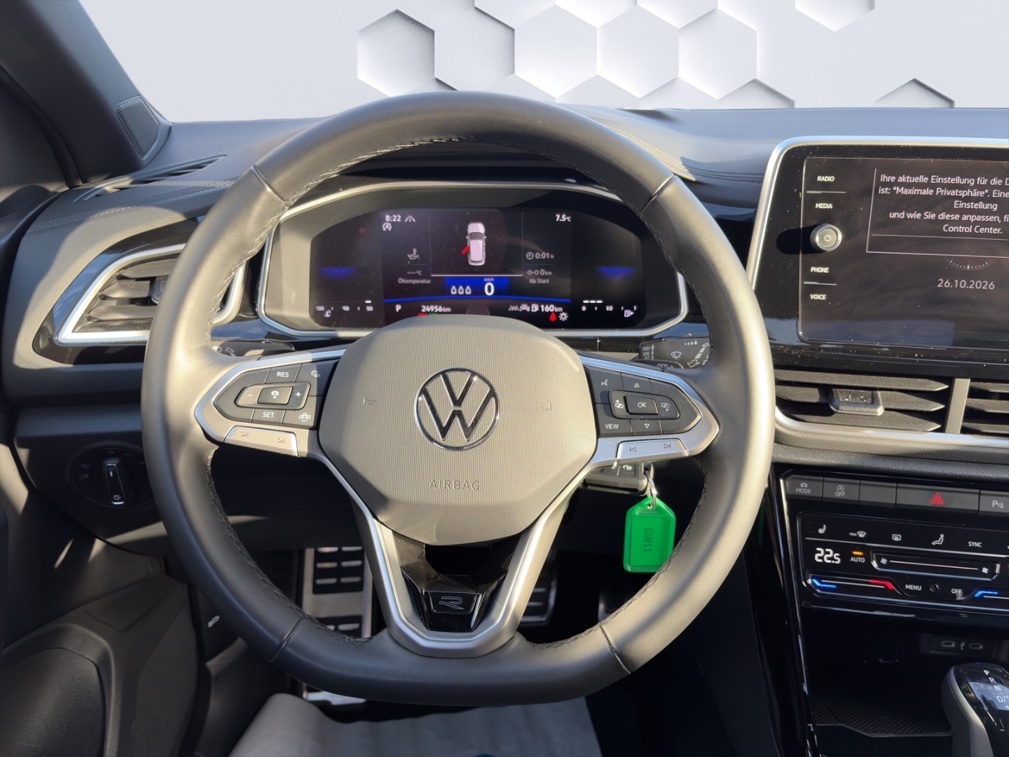 T-Roc R-Line 1.5TSI 110kW DSG AHZV LED GJR ACC Rückfahrkamera ParkAssist Sitzheizung