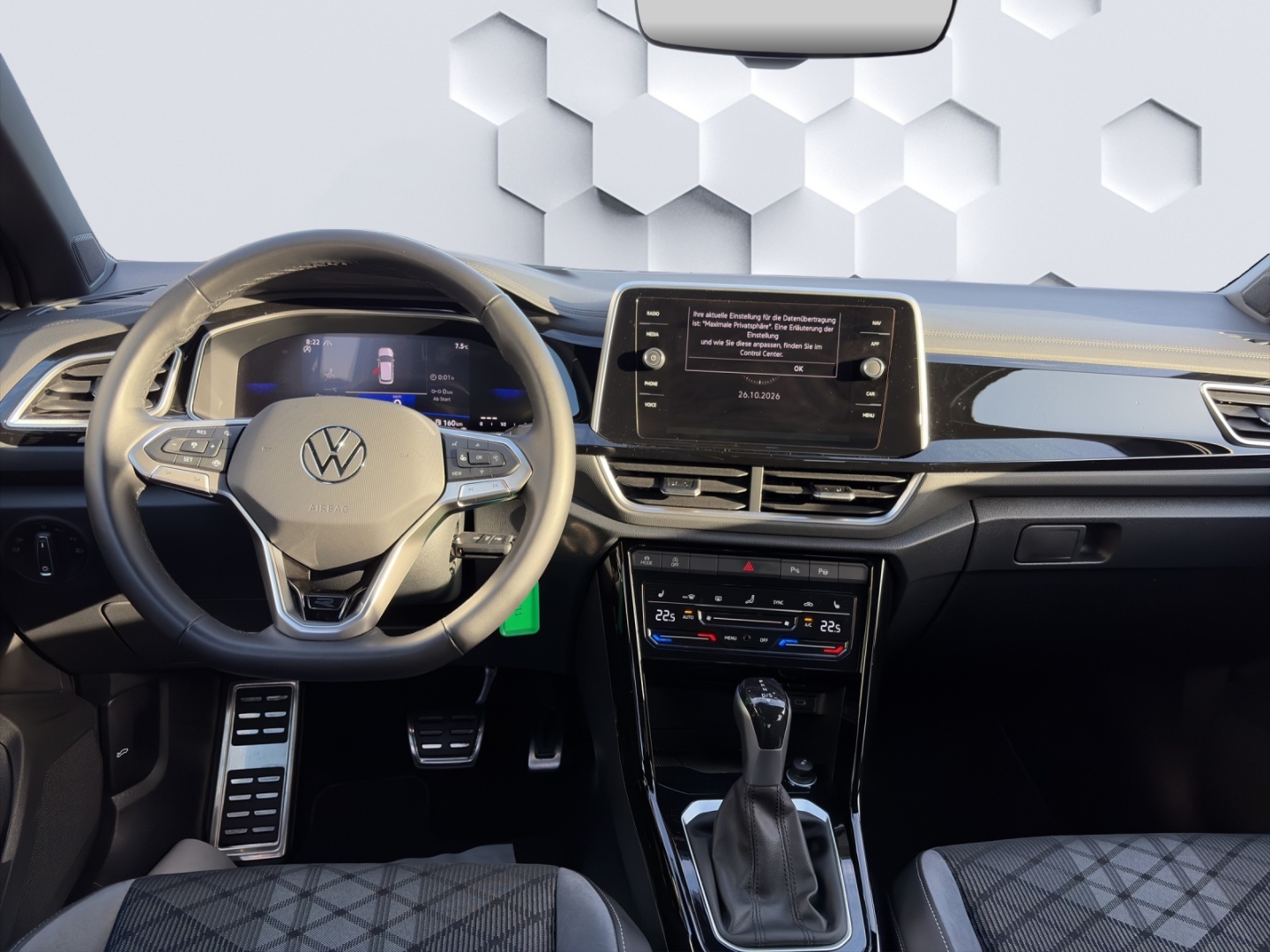 T-Roc R-Line 1.5TSI 110kW DSG AHZV LED GJR ACC Rückfahrkamera ParkAssist Sitzheizung