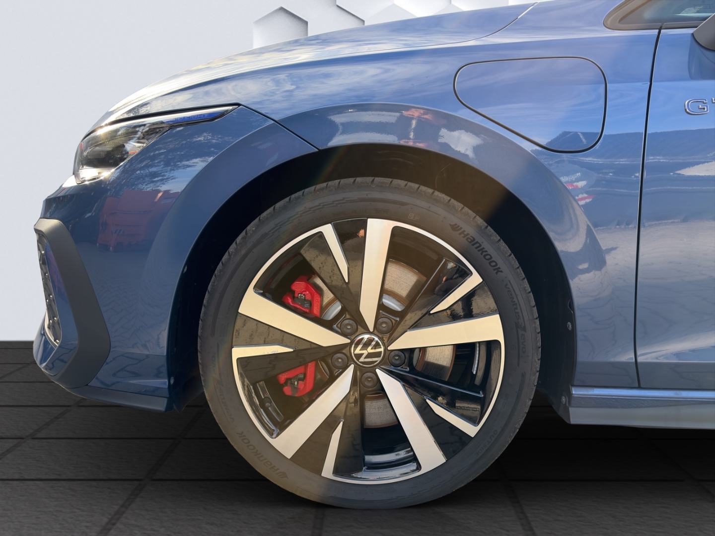 Golf VIII GTE 1.5eHybrid 200kW DSG AHZV MatrixLED PanoDach HuD ACC 360°Kamera Sitzheizung