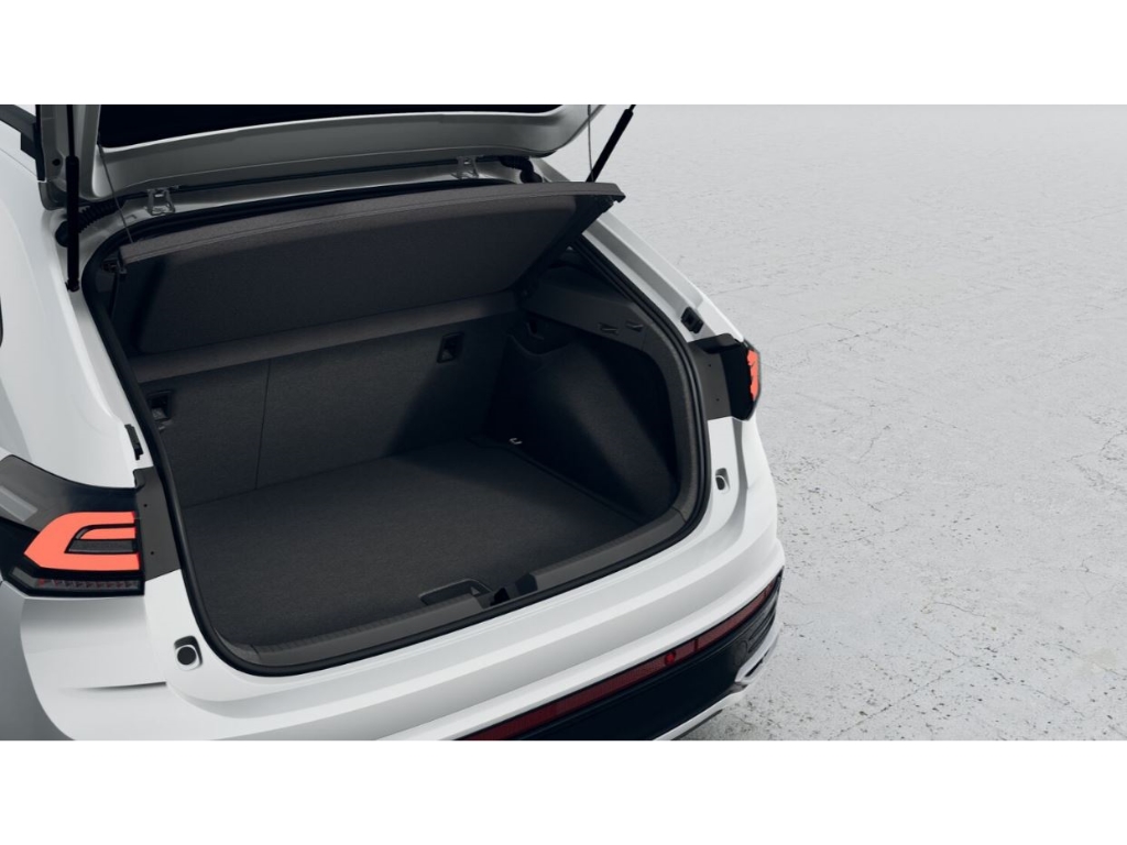 Taigo R-Line 1.0l DSG Allwetter Kamera IQ.Drive