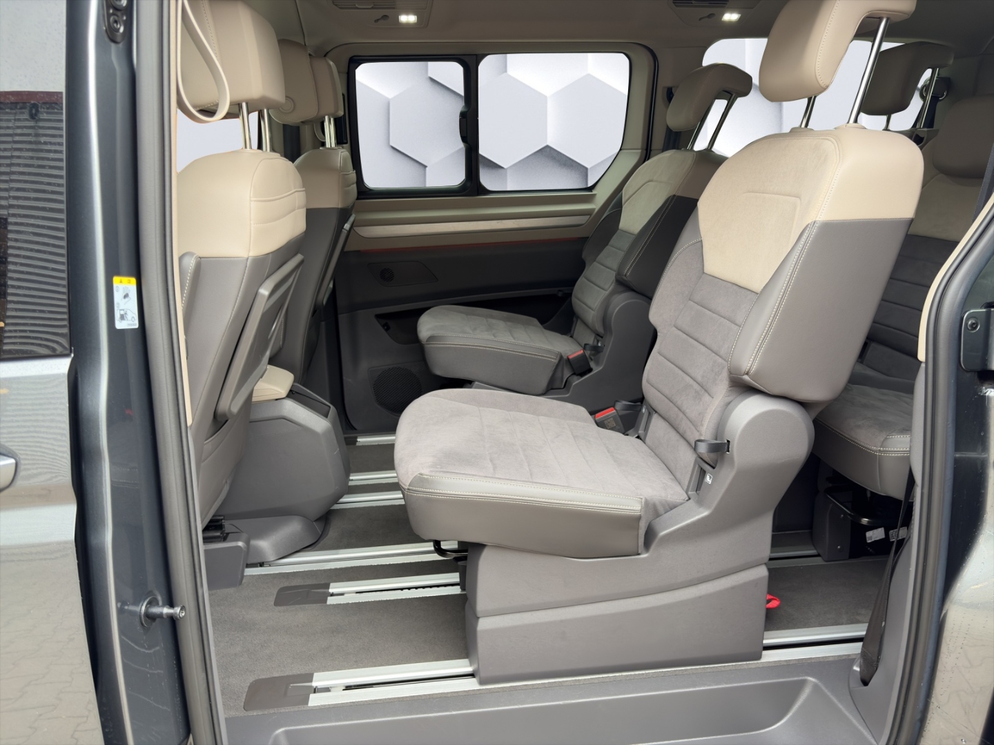 T7 Multivan LÜ Life 2.0 TDI 110kW AHZV MatrixLED ACC DCC ParkAssist 360°Kamera Standheizung 7-Sitzer