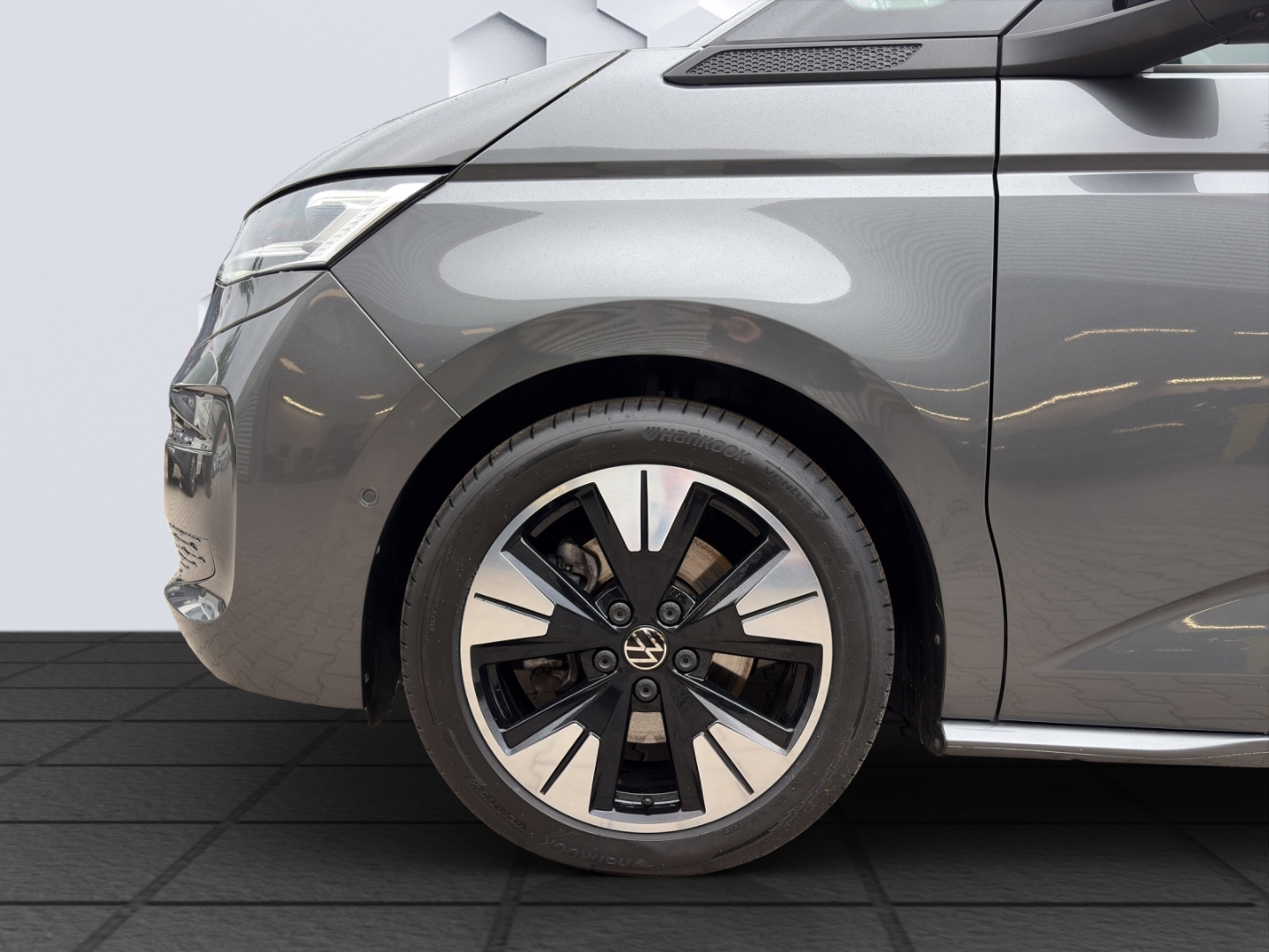 T7 Multivan LÜ Life 2.0 TDI 110kW AHZV MatrixLED ACC DCC ParkAssist 360°Kamera Standheizung 7-Sitzer