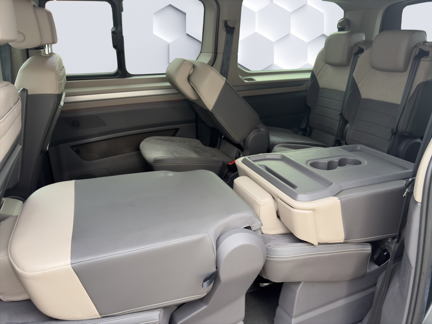 T7 Multivan 2.0TDI DSG AHZV MatrixLED 360°Kamera ParkAssist Standheizung 7-Sitzer