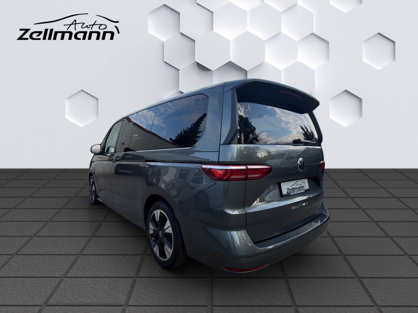 T7 Multivan Life LÜ 2.0TDI 110kW DSG AHZV MatrixLED ACC DCC Standheizung 360 Kamera 7-Sitzer