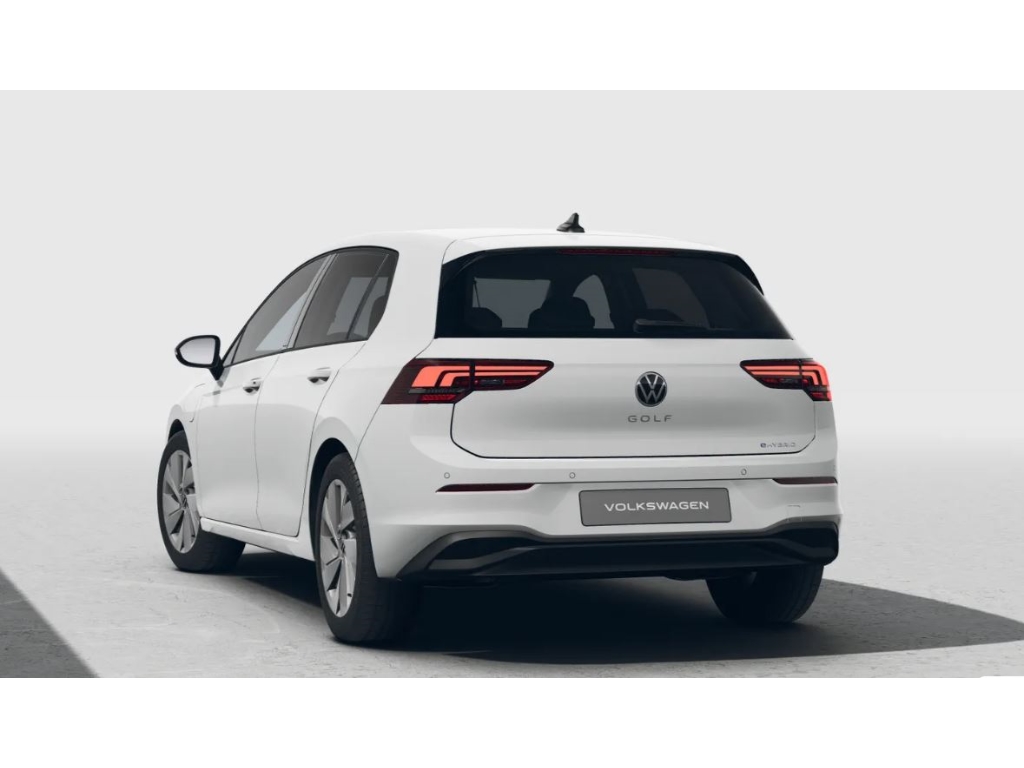 Golf Life 1.5eHybrid 150kW DSG Winter-Paket Park Assist Pro