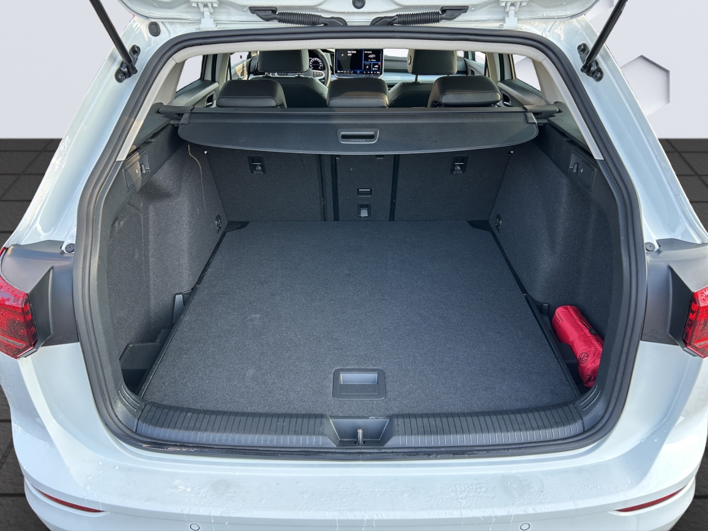 Golf Variant VIII 1.5 85 kW Goal 1,5l eTSI OPF 7-Gang DSG LED GJR ACC Sitzheizung