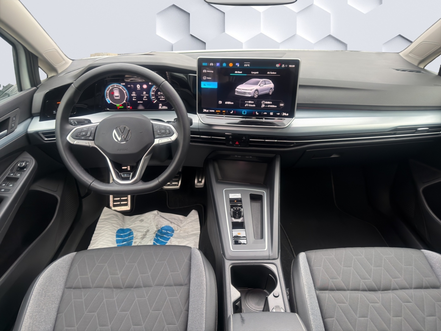 Golf Variant VIII 1.5 85 kW Goal 1,5l eTSI OPF 7-Gang DSG LED GJR PDC ACC Rückfahrkamera Sitzheizung