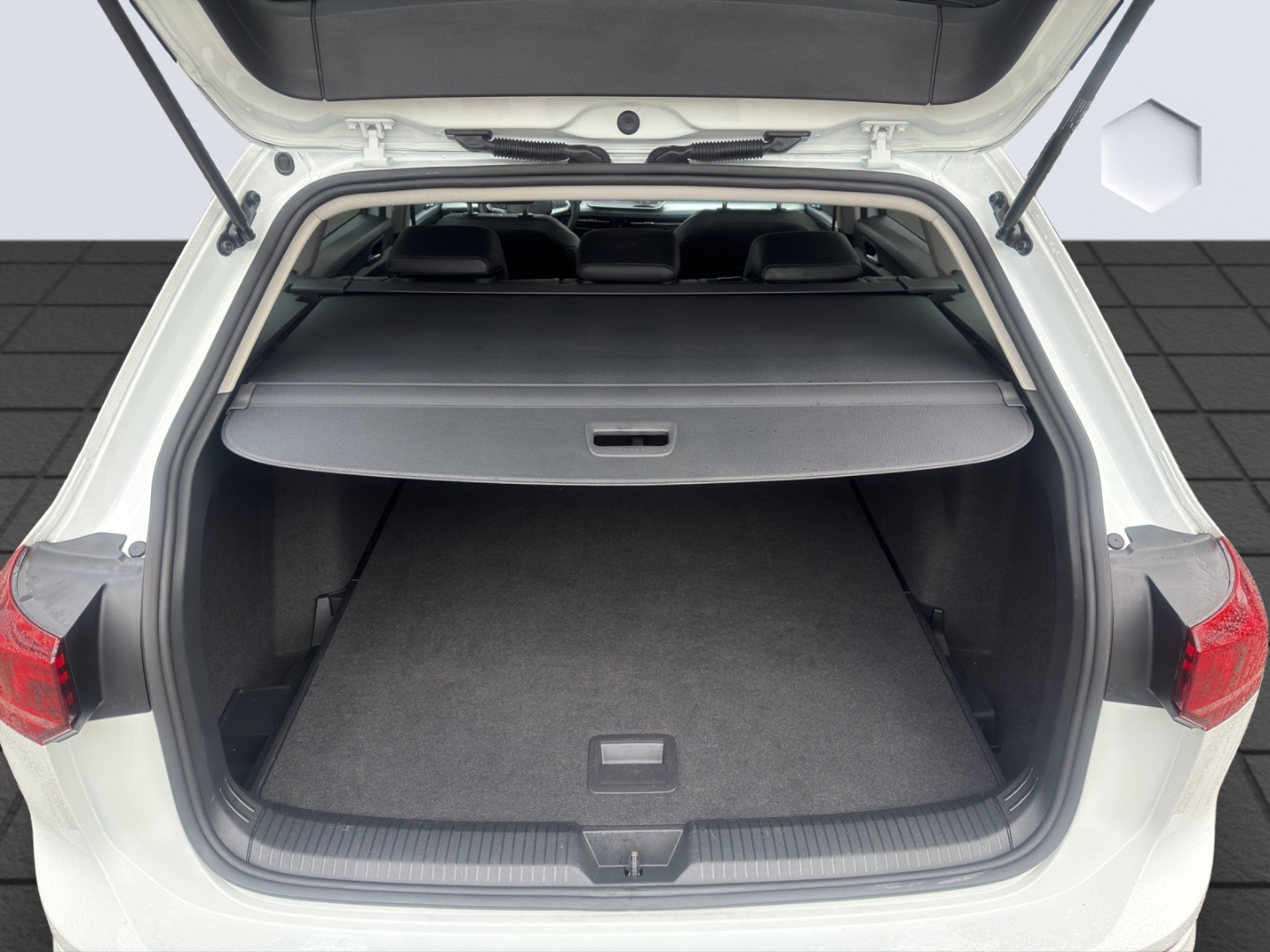 Golf Variant VIII 1.5 85 kW Goal 1,5l eTSI OPF 7-Gang DSG LED GJR PDC ACC Rückfahrkamera Sitzheizung