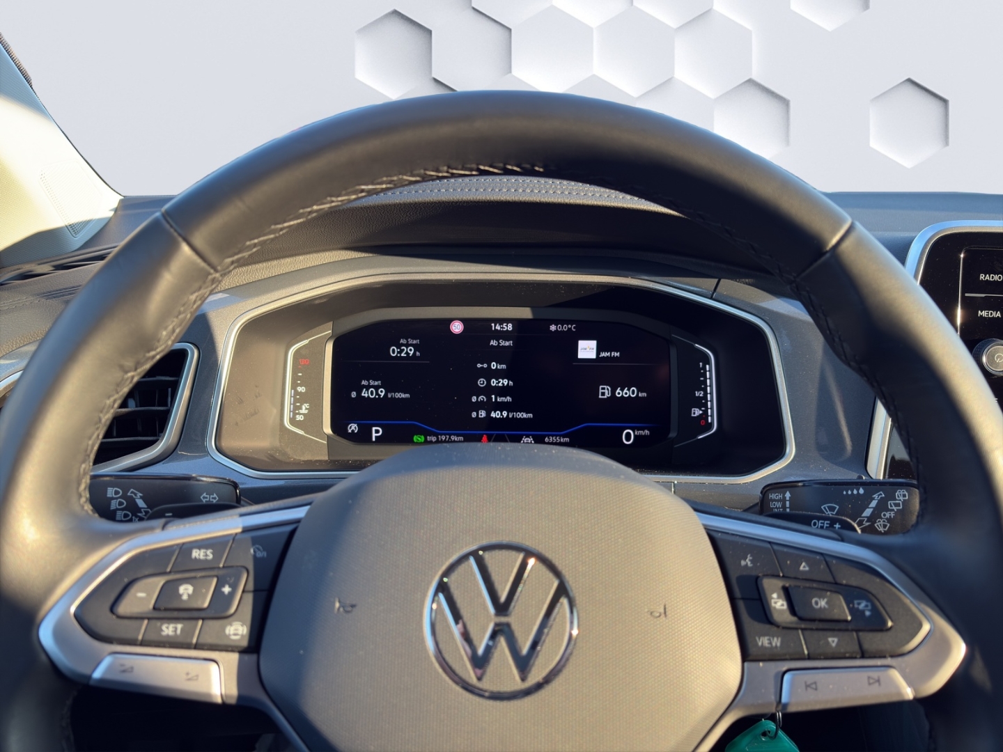 T-Roc Style 1,5l TSI OPF 7-Gang DSG AHZV LED GJR ACC ParkAssist Sitzheizung