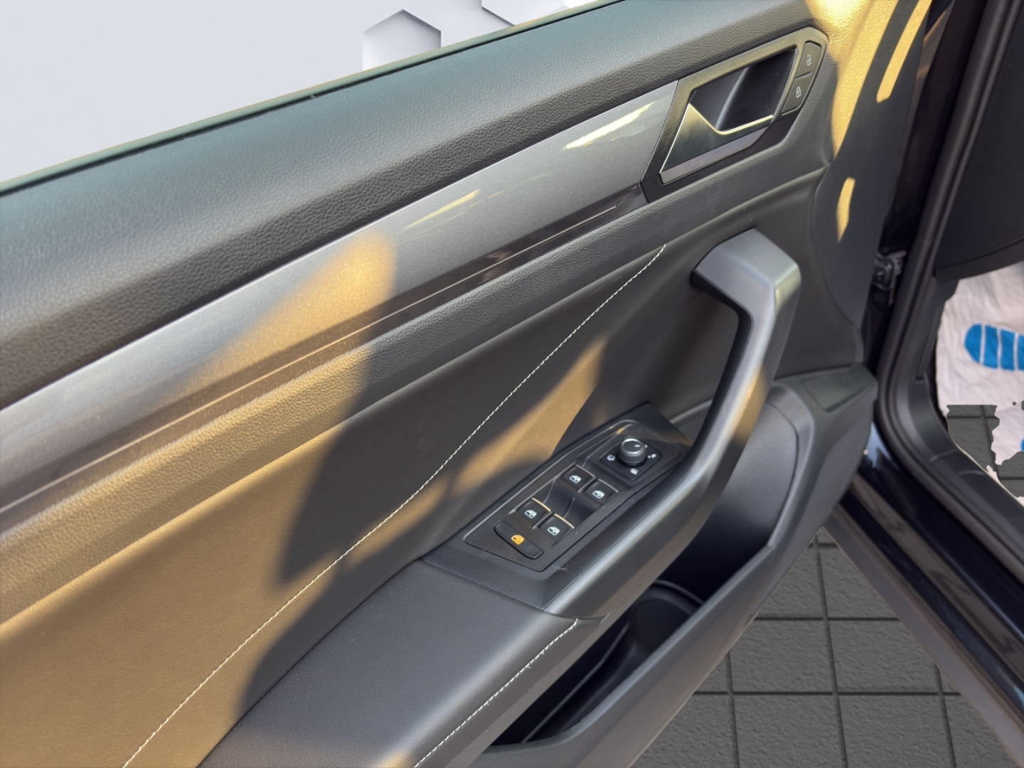 T-Roc Style 1,5l TSI OPF 7-Gang DSG AHZV LED GJR ACC ParkAssist Sitzheizung