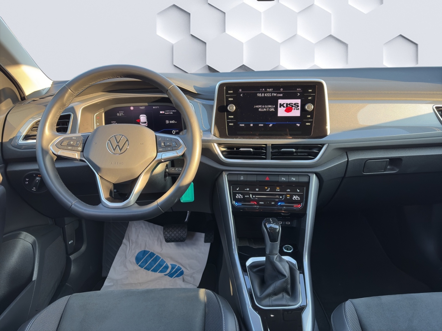 T-Roc Style 1,5l TSI OPF 7-Gang DSG AHZV LED GJR ACC ParkAssist Sitzheizung