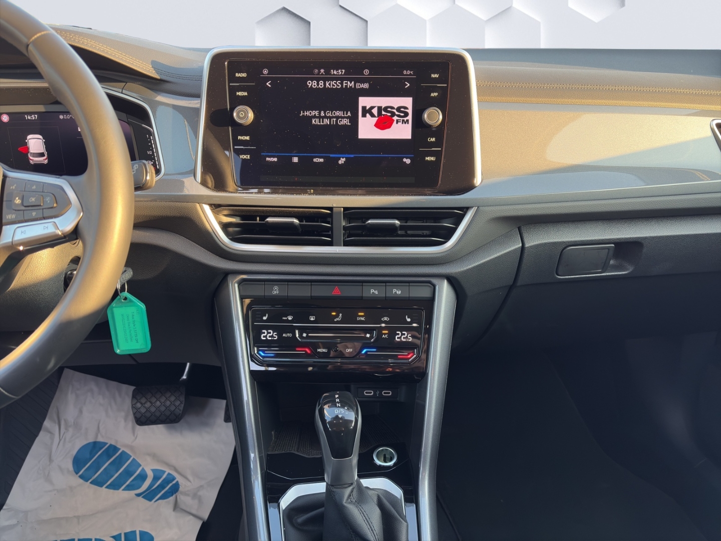 T-Roc Style 1,5l TSI OPF 7-Gang DSG AHZV LED GJR ACC ParkAssist Sitzheizung