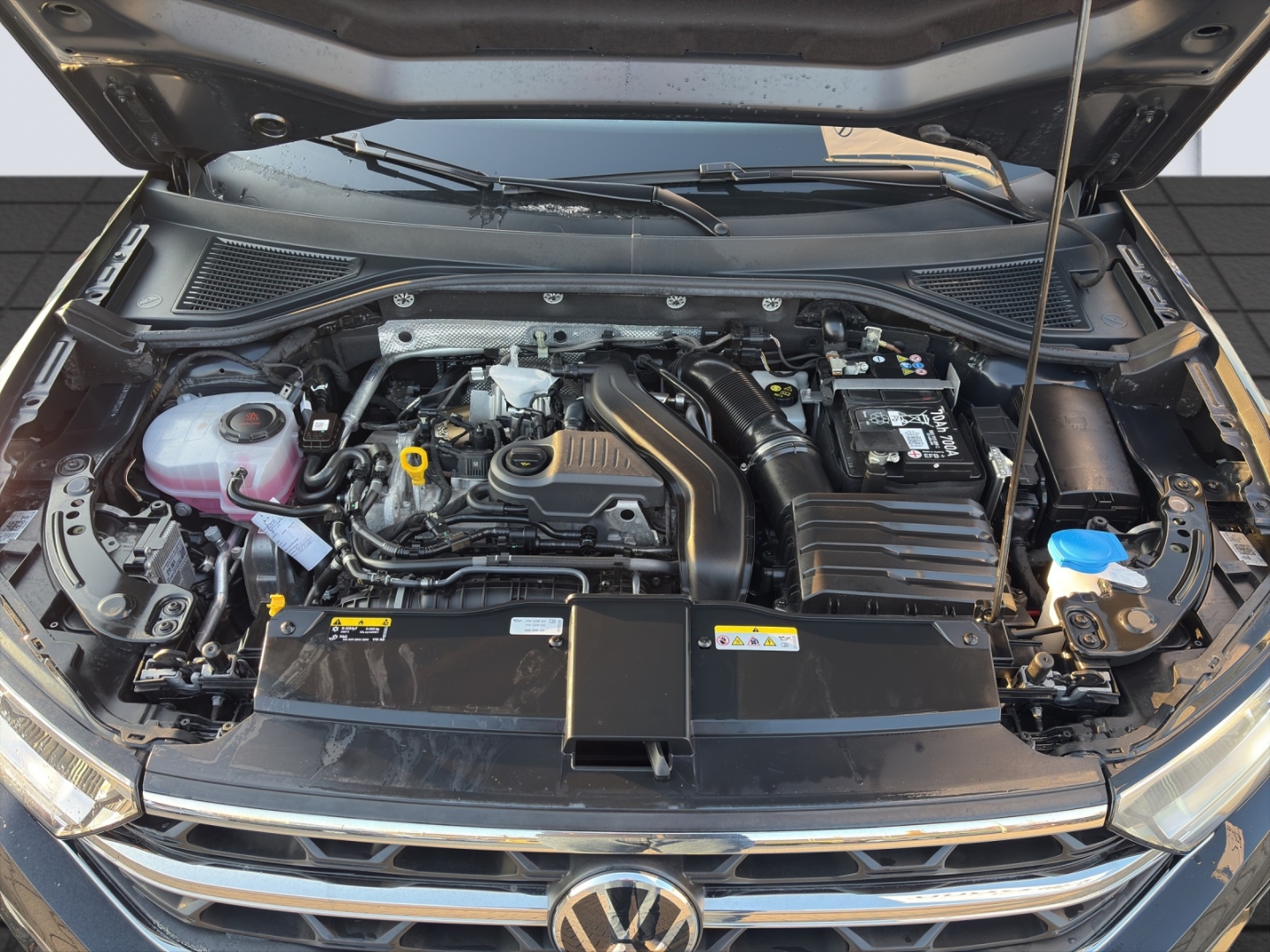 T-Roc Style 1,5l TSI OPF 7-Gang DSG AHZV LED GJR ACC ParkAssist Sitzheizung