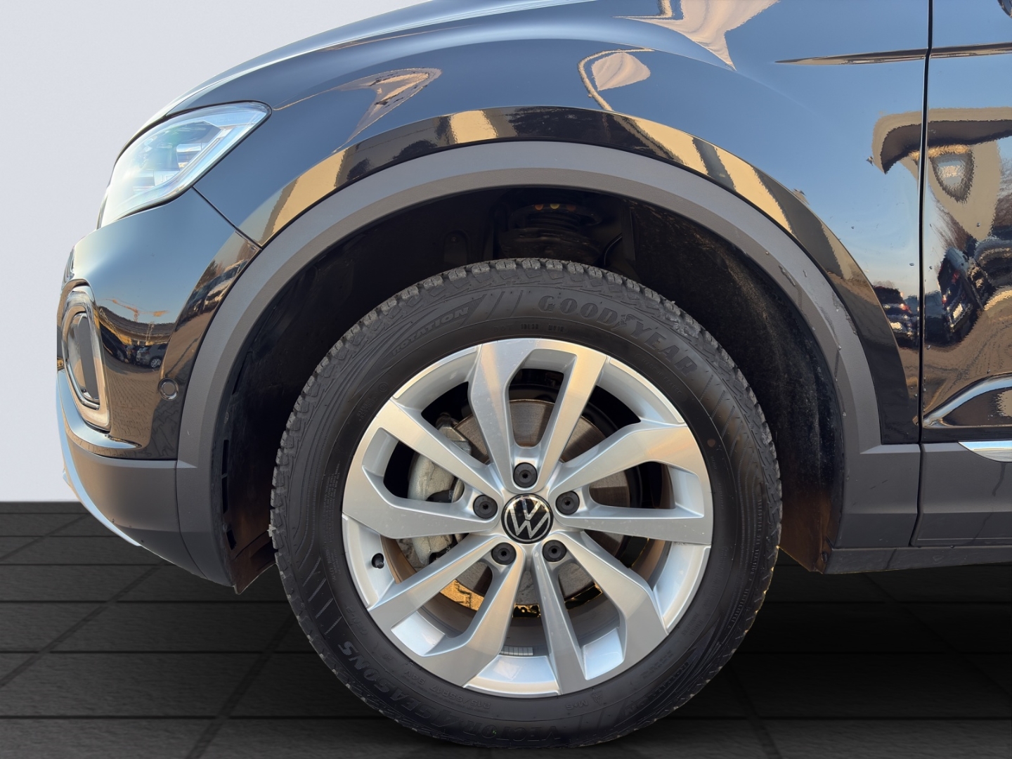 T-Roc Style 1,5l TSI OPF 7-Gang DSG AHZV LED GJR ACC ParkAssist Sitzheizung