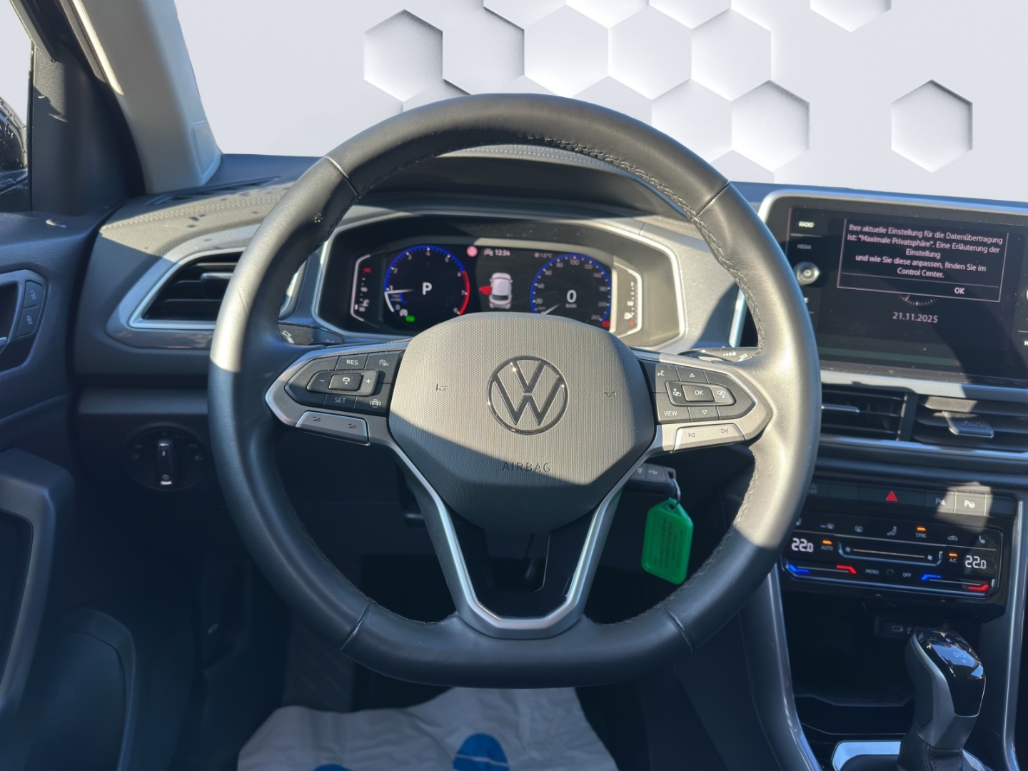 T-Roc Style 1,5l TSI 7-Gang DSG AHZV LED GJR ACC ParkAssist Sitzheizung