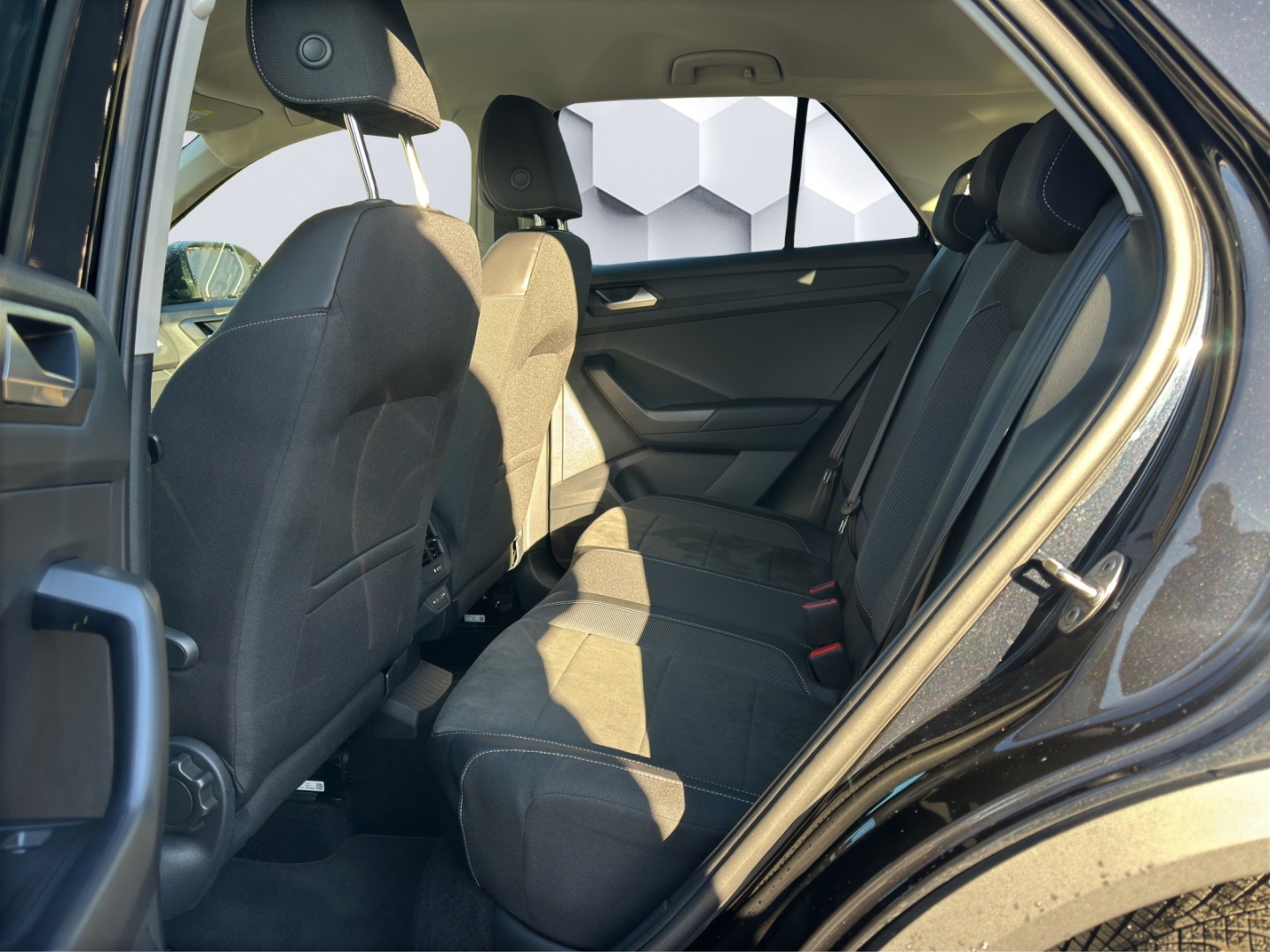 T-Roc Style 1,5l TSI 7-Gang DSG AHZV LED GJR ACC ParkAssist Sitzheizung