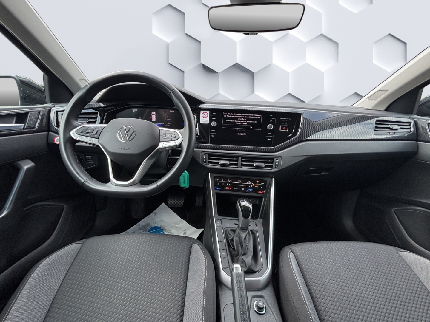 Polo Life 1,0 l TSI 7-Gang- DSG iQ Drive Navi Klima Sitzheizung PDC