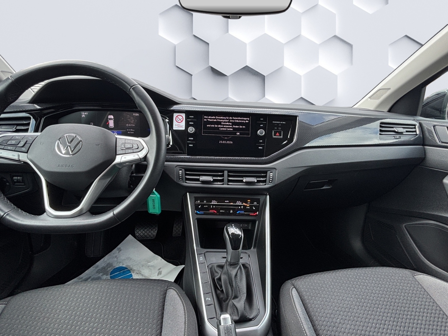 Polo Life 1,0 l TSI 7-Gang- DSG iQ Drive Navi Klima Sitzheizung PDC