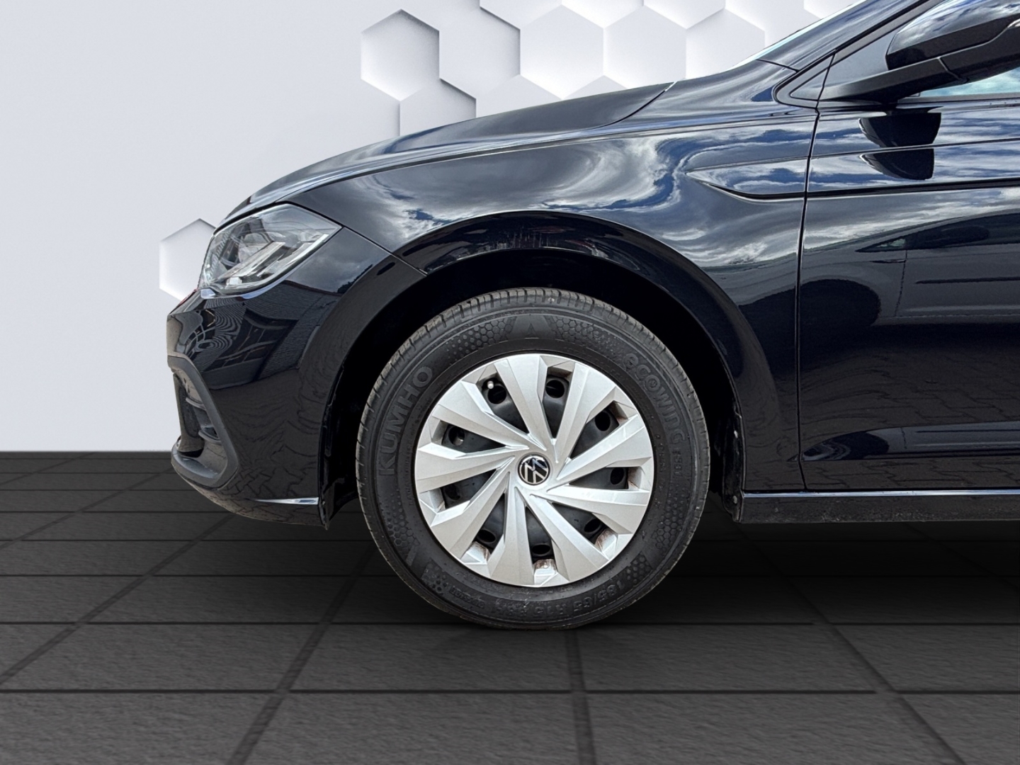 Polo Life 1,0 l TSI 7-Gang- DSG iQ Drive Navi Klima Sitzheizung PDC