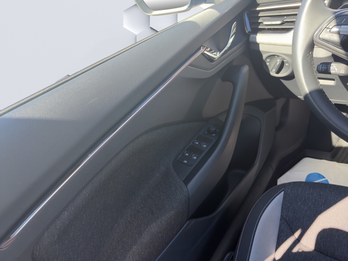Kamiq Selection 1.0TSI 7-Gang DSG AHZV MatrixLED ACC Rückfahrkamera Sitzheizung