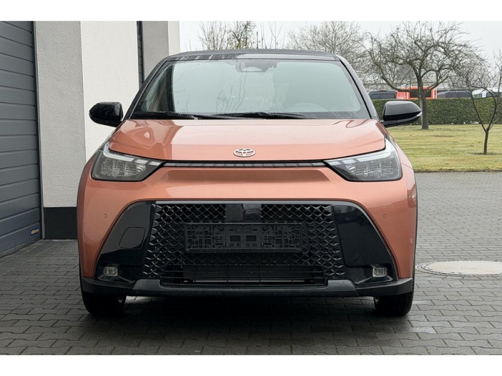 Aygo X Play 1,5 Hybrid Aut. neues Modell26 Winterpaket