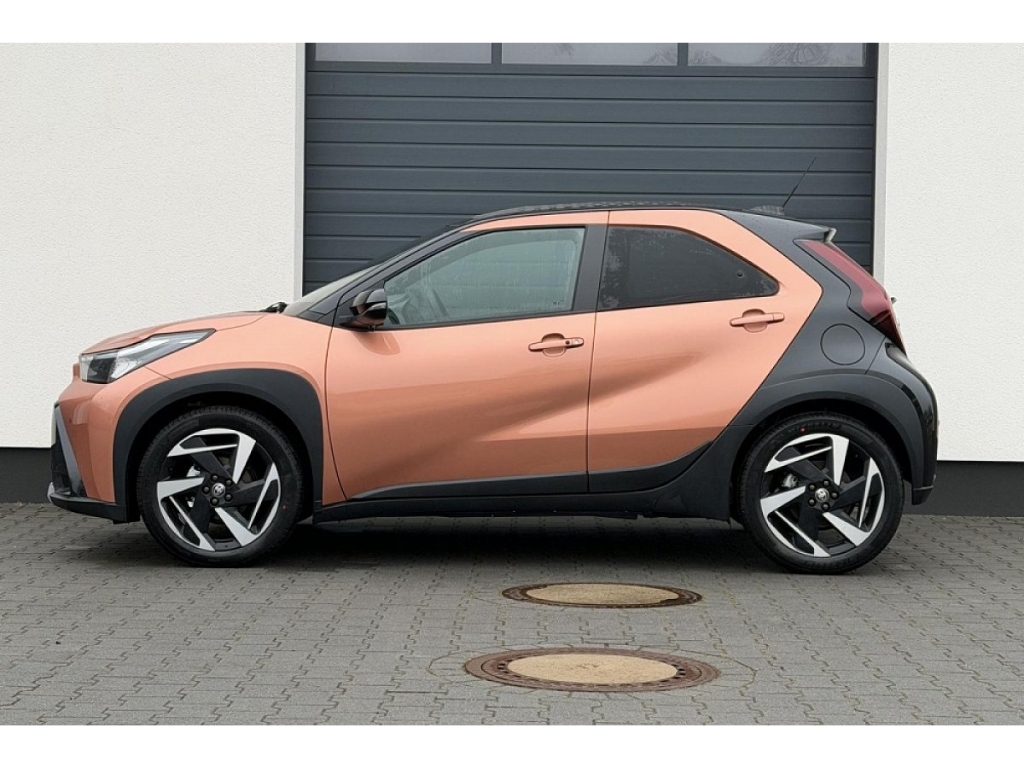 Aygo X Play 1,5 Hybrid Aut. neues Modell26 Winterpaket