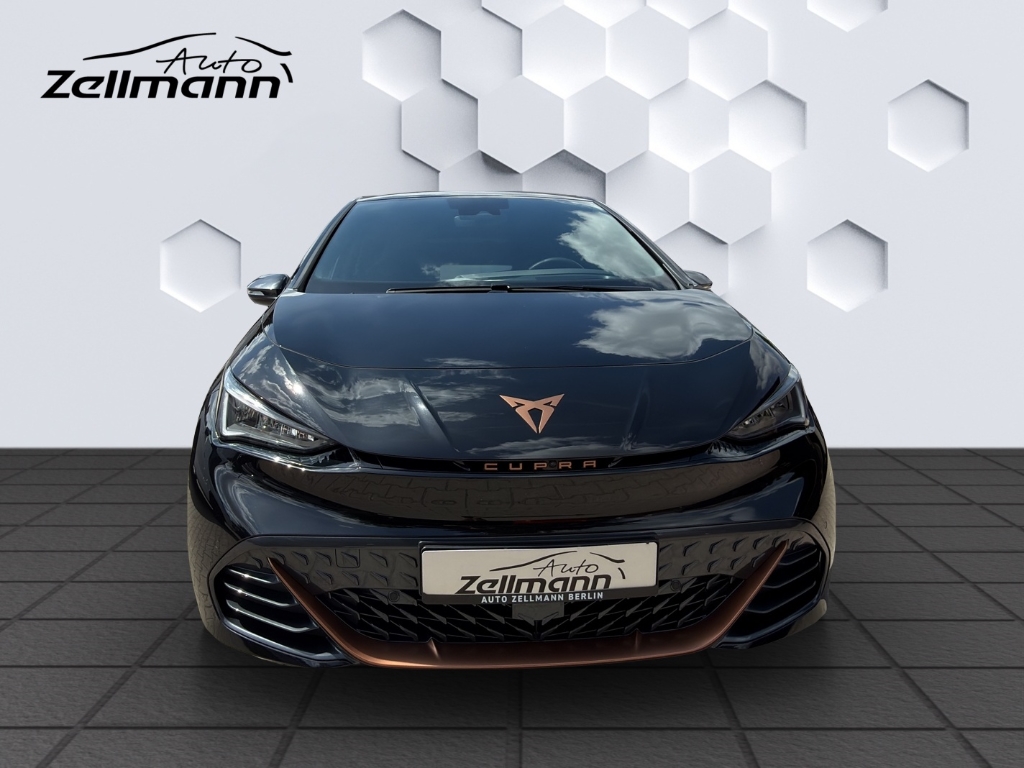 Born 170kW LED HuD GJR ACC 360°Kamera Sitzheizung