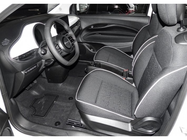 500e Icon Klimaautomatik Carplay/Android Kamera MJ2025